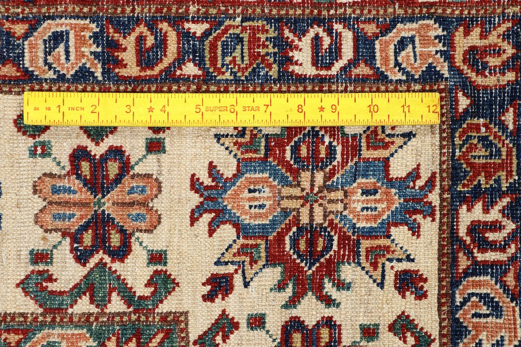 Kazak tapijt maat: 346x247