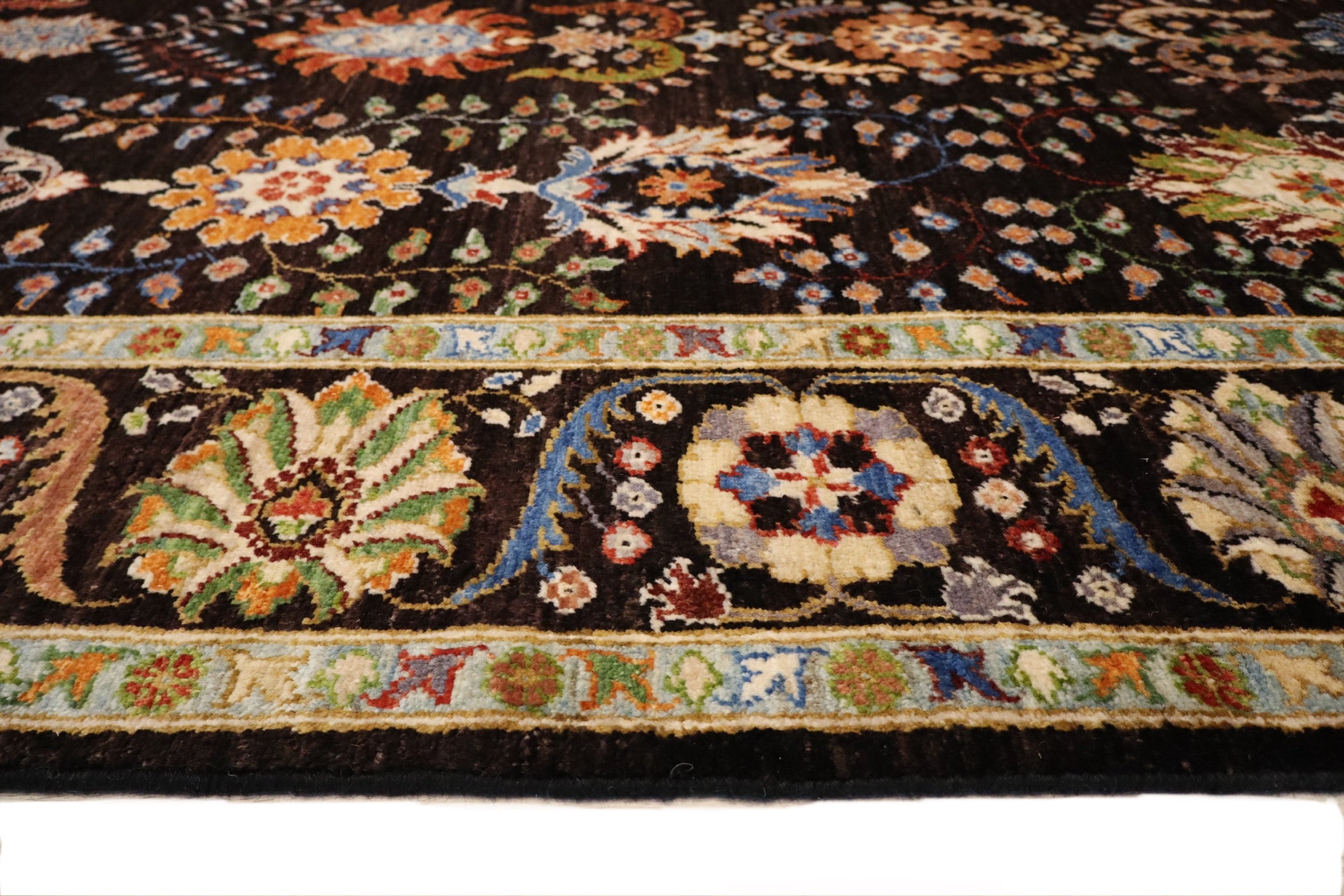 Samarkand noir tapijt maat: 236x174