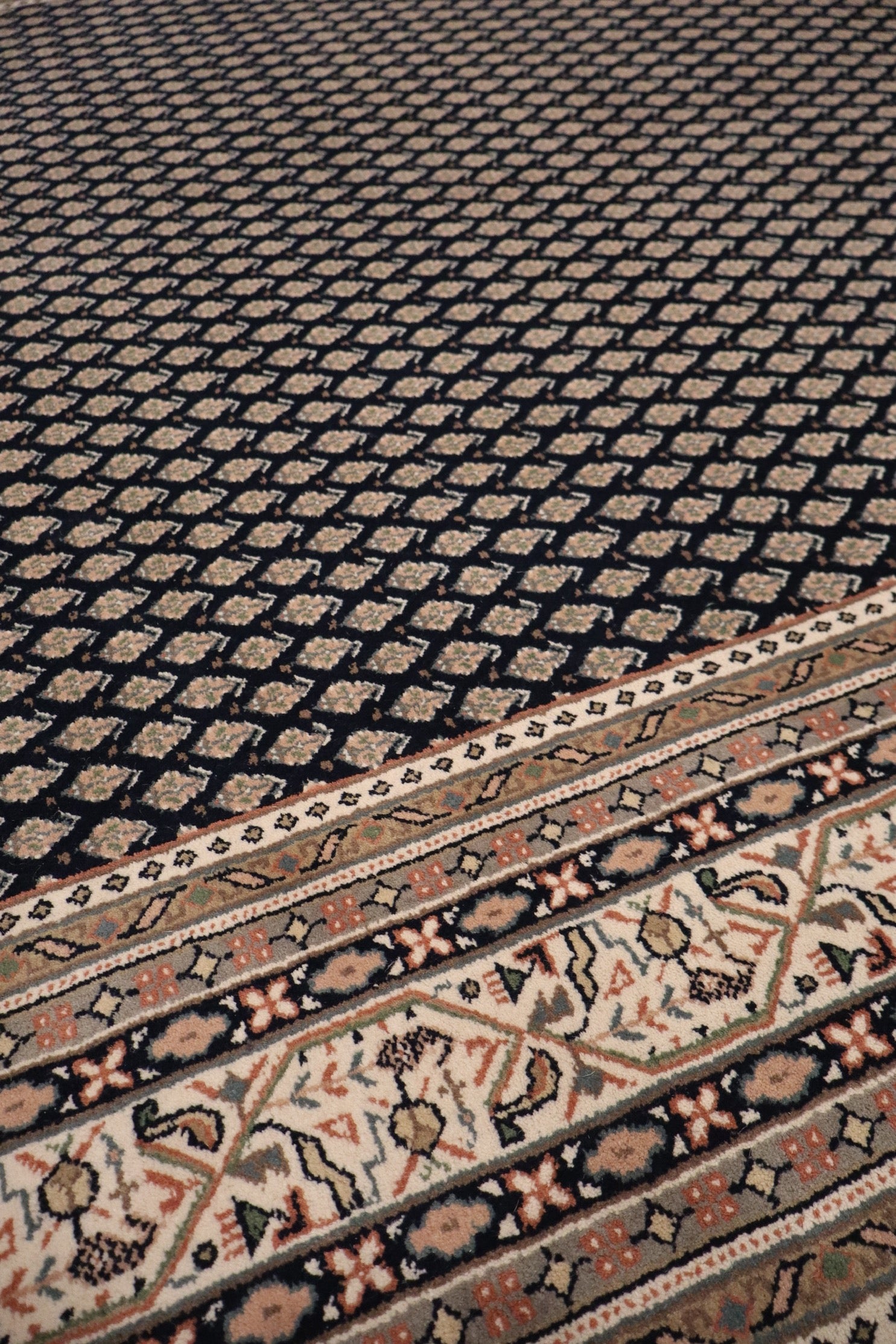 Mir tapijt maat: 306x201