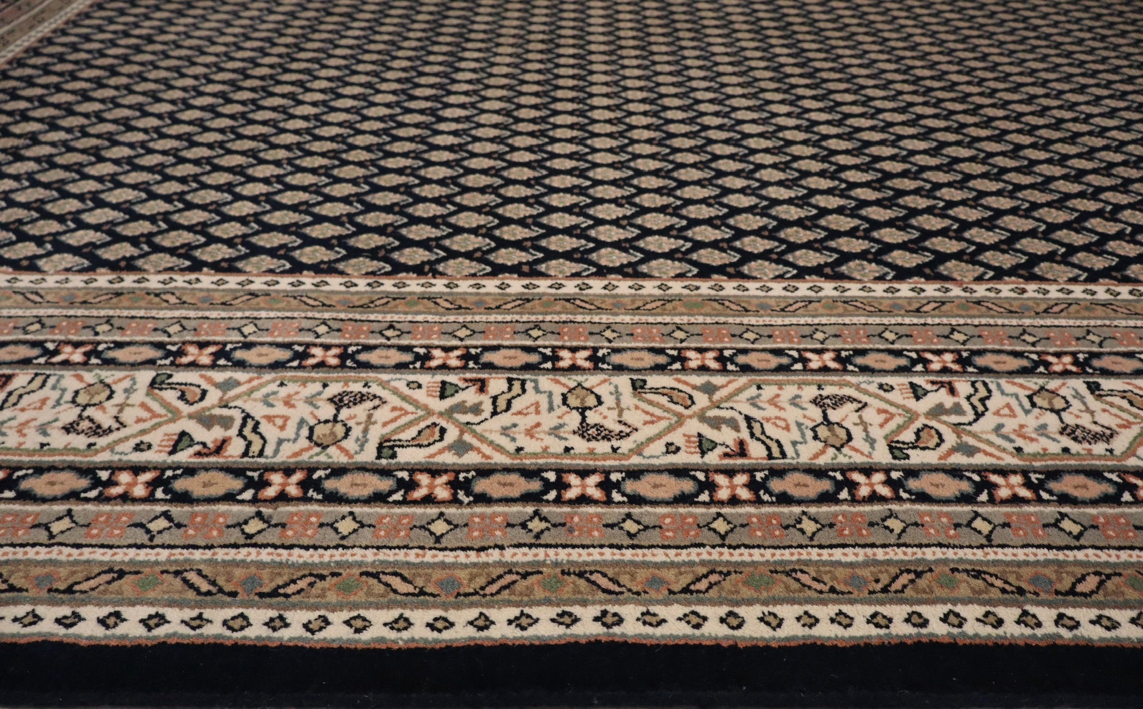 Mir tapijt maat: 306x201