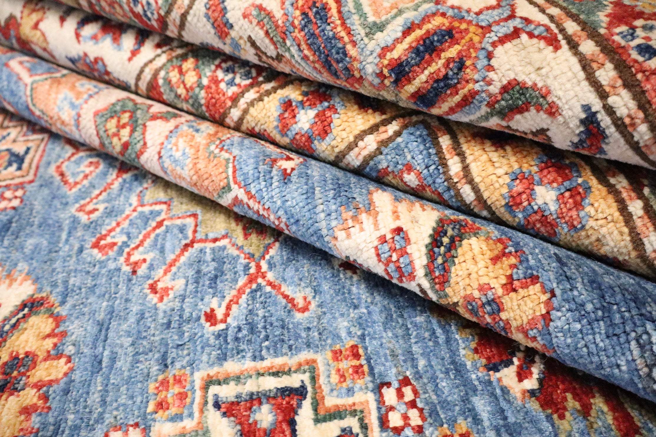 kazak tapijt maat: 302x194