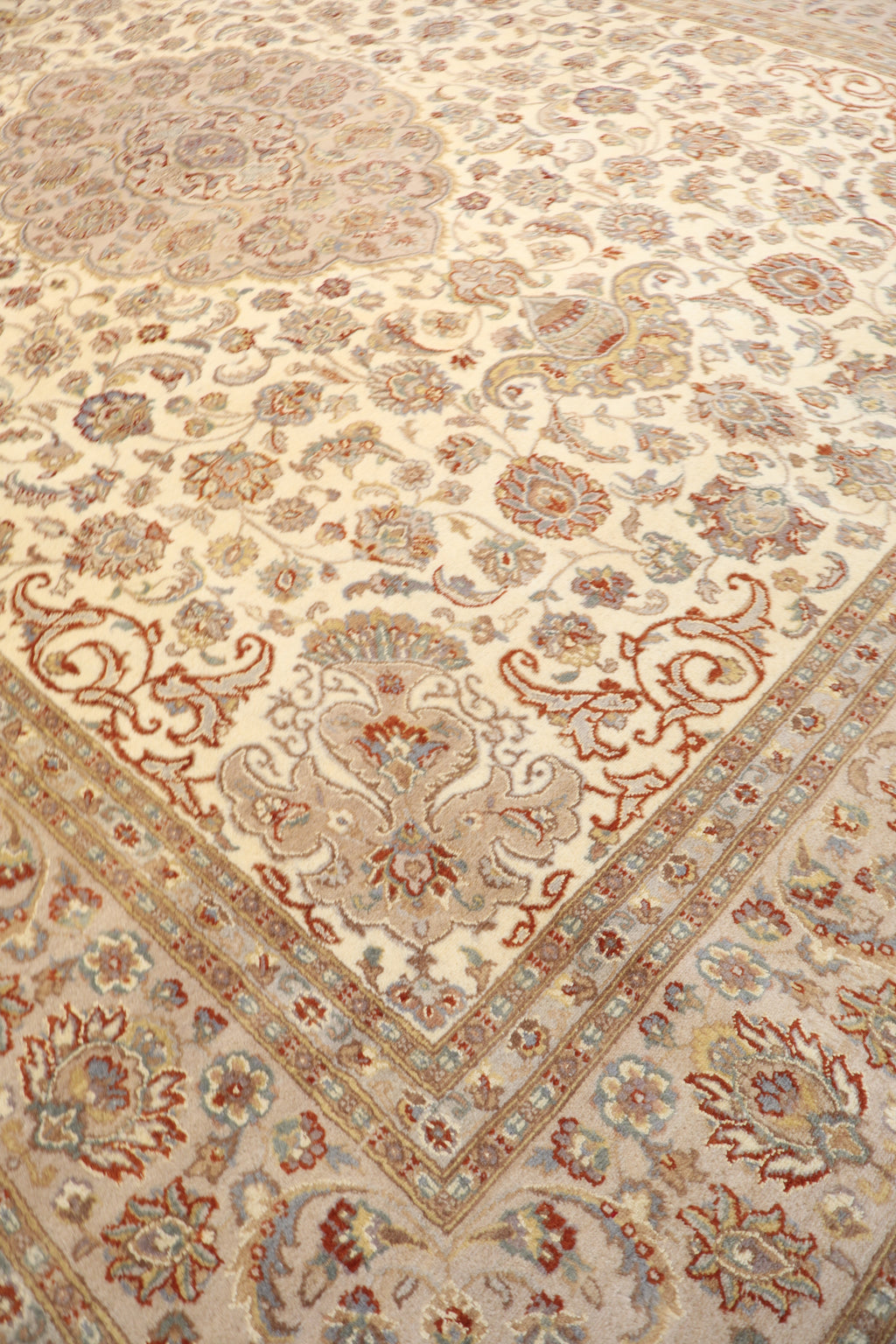 Kashan tapijt maat: 338x243