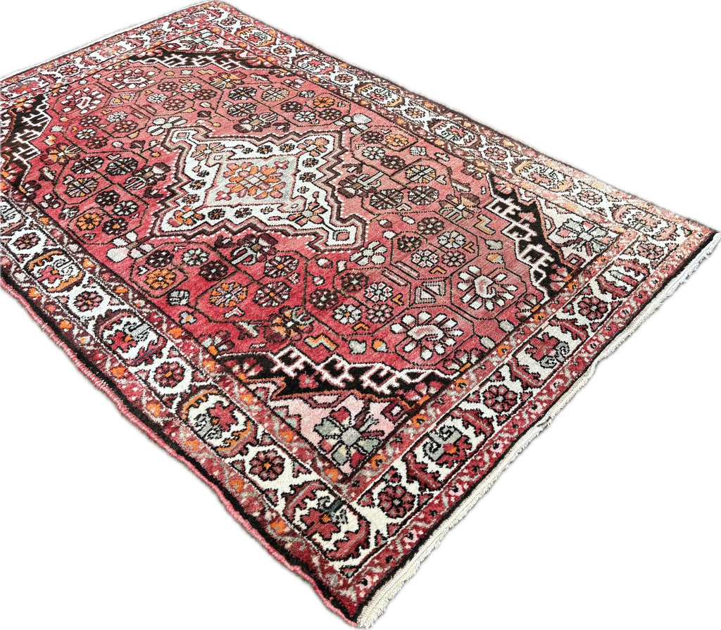 Mehreban retro tapijt Maat: +/- 180x120