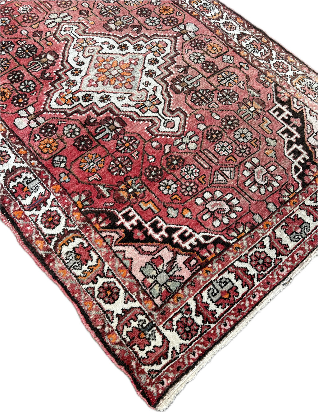 Mehreban retro tapijt Maat: +/- 180x120