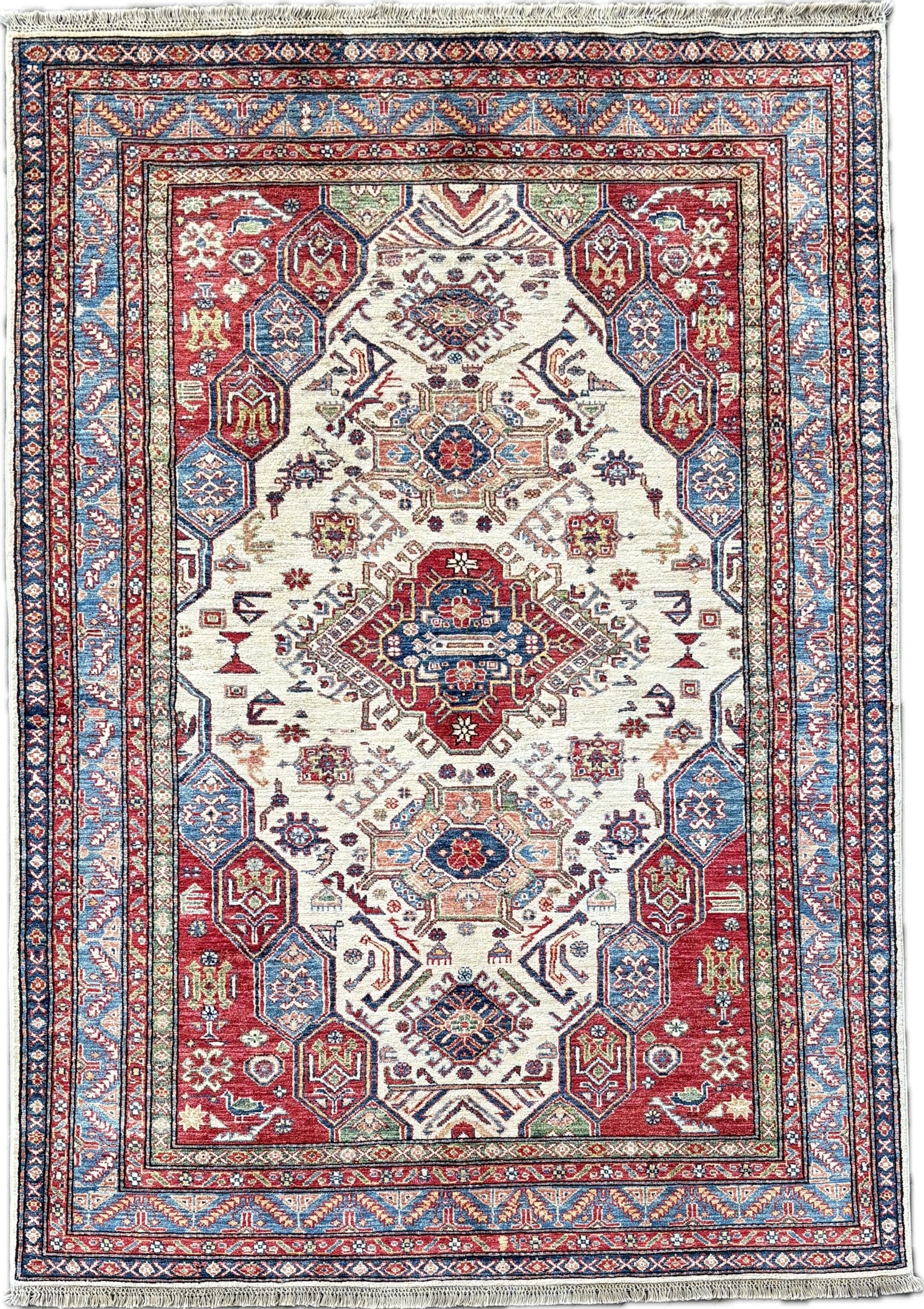 Dagastan tapijt maat: 239x170