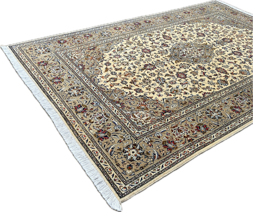 Kaschmar tapijt maat: 310x198