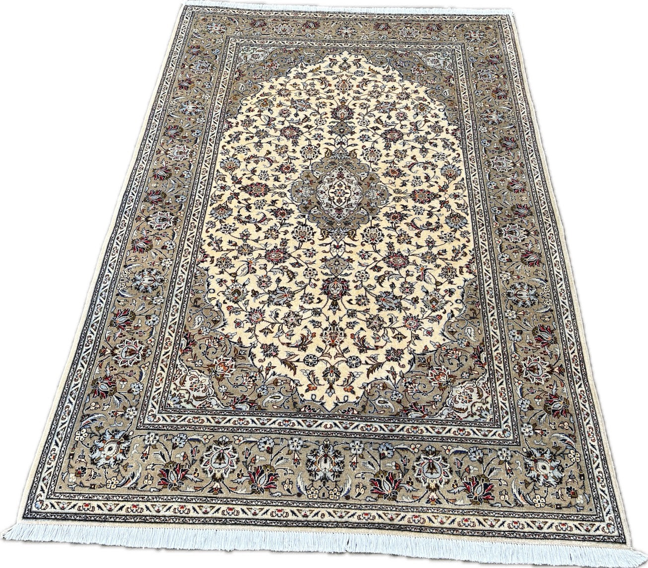 Kaschmar tapijt maat: 310x198