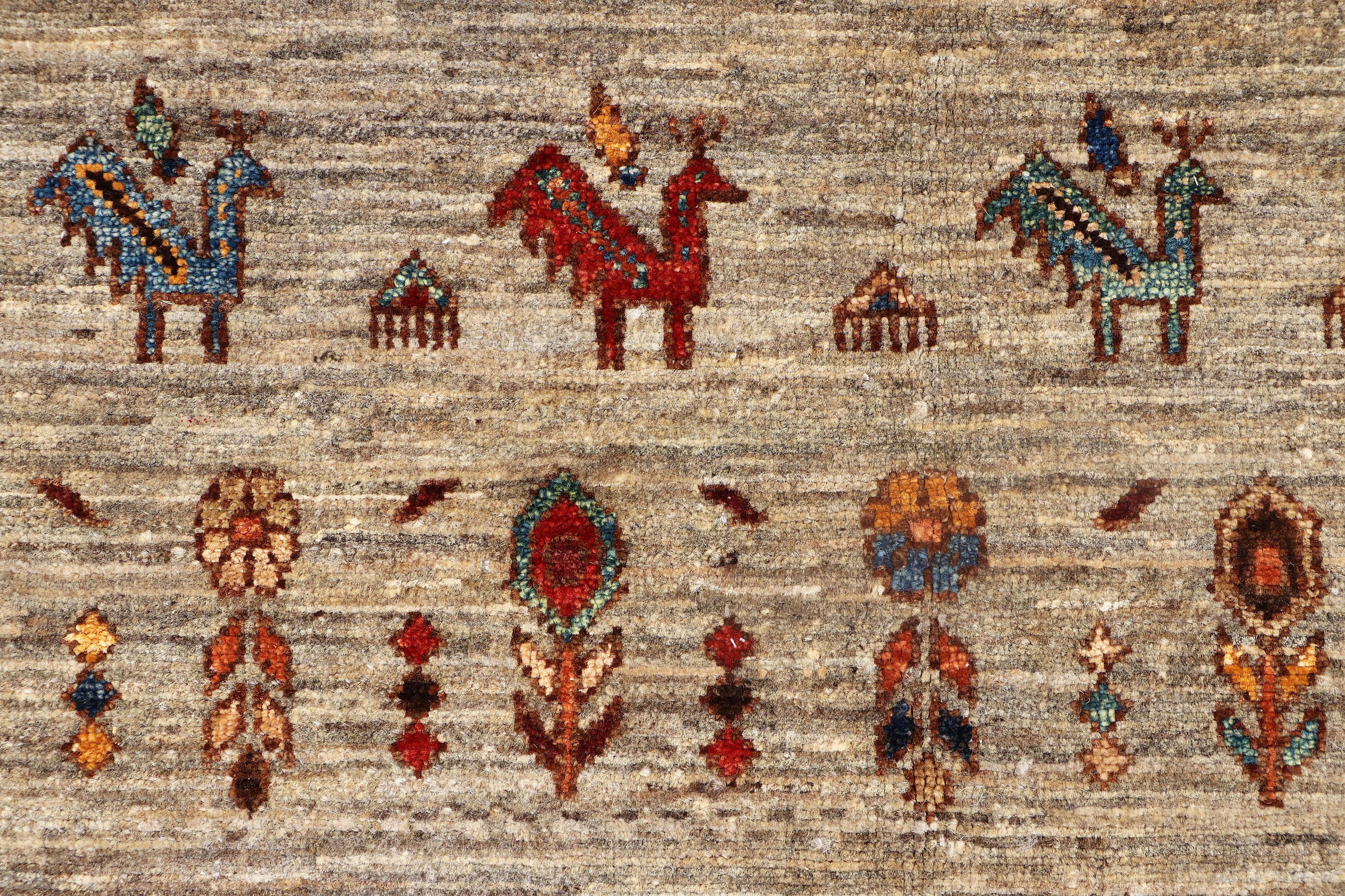 Gabbeh tapijt maat: 325x208